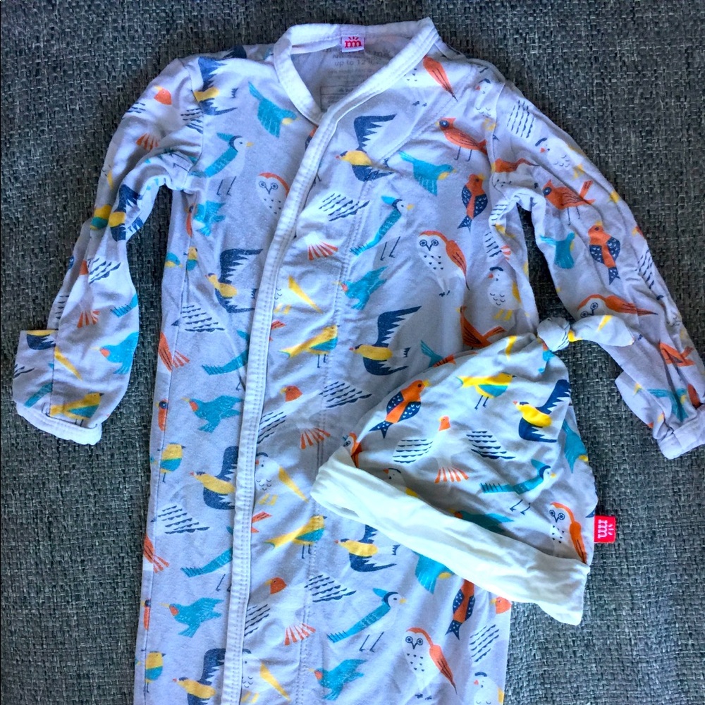 Magnetic Me bird gown with matching hat NB to 3 months